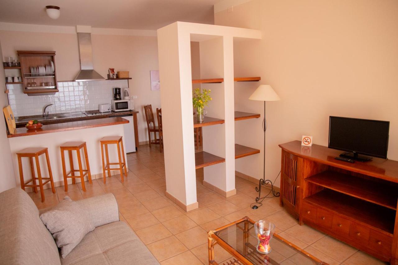 La Muralla Apartamentos Puerto De Naos Kültér fotó