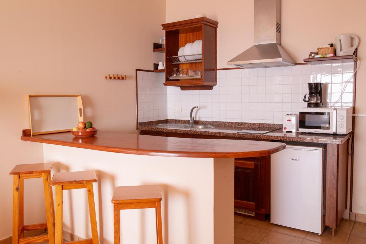 La Muralla Apartamentos Puerto De Naos Kültér fotó